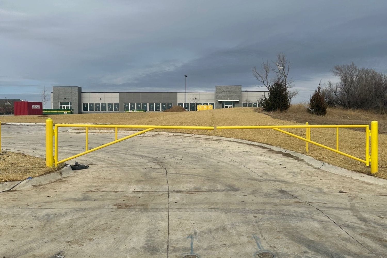 SW gate arms secure your property.