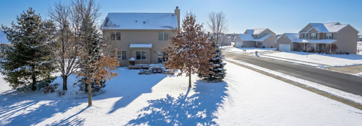 Residential home in Omaha Ne without a fence